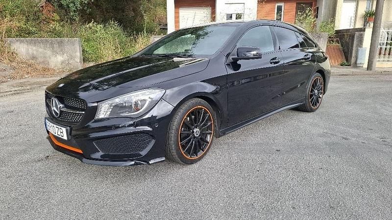 Usado 2016 Mercedes CLA220 Sedan | € 21.888 - Imagem 1/4