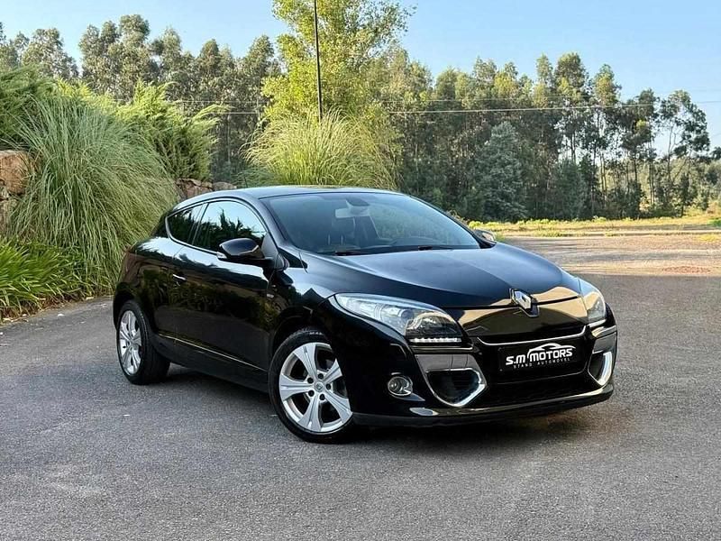 Preto Usado 2012 Renault Mégane III Coupé | € 8.500 (Bom preço) - Imagem 1/4