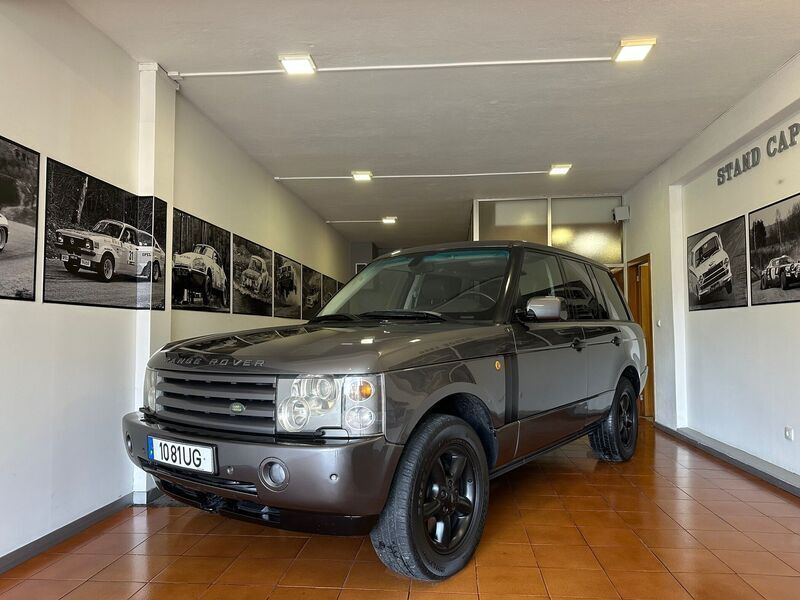 Cinza Usado 2002 Land Rover Range Rover SE SUV | € 21.000 - Imagem 1/4