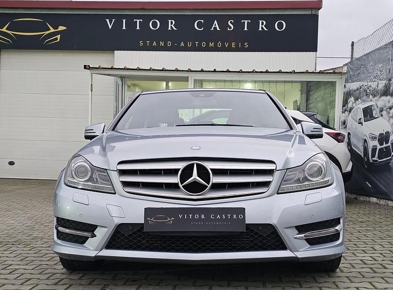 Usado Mercedes C250 Avantgarde 204 HP (150 kW) 2013 Cinza Sedan