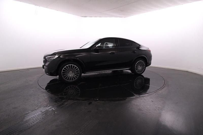 Preto Usado 2024 Mercedes GLC300 Advanced Coupé | € 74.900 - Imagem 1/4