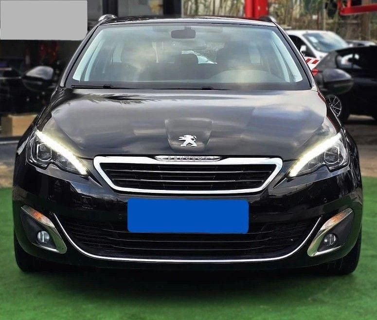 Usado Peugeot 308 SW 120 HP (88 kW) 2016 Preto Carrinha
