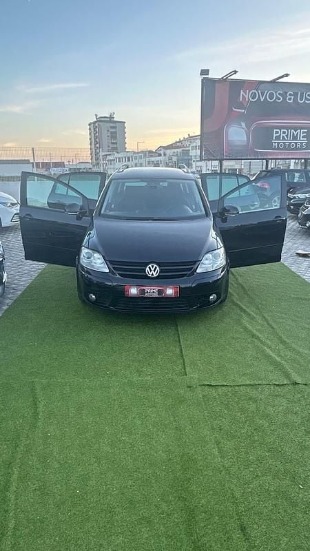 Usado VW Golf 140 HP (102 kW) 2008 Preto SUV