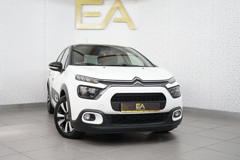 Branco Usado 2021 Citroën C3 PureTech Citadino | € 14.980 (Preço justo) - Imagem 1/4