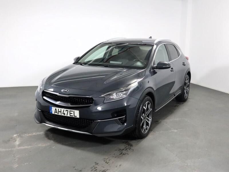 Cinzento Usado 2021 Kia XCeed SUV | € 22.990 (Preço justo) - Imagem 1/4