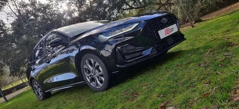 Usado Ford Focus ST-Line 125 HP (91 kW) 2022 Preto Carrinha