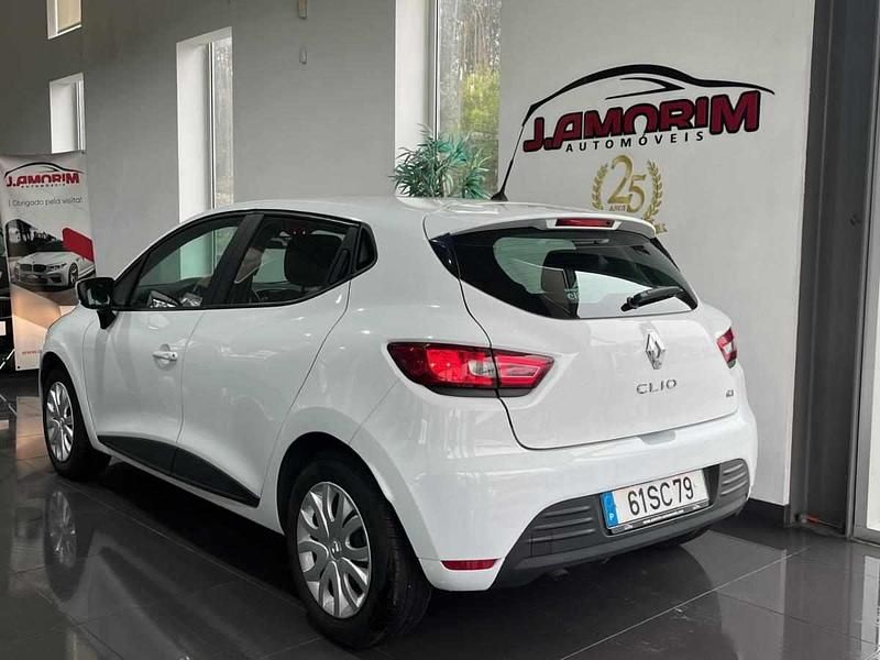 Usado Renault Clio IV Komfort 75 HP (55 kW) 2016 Branco