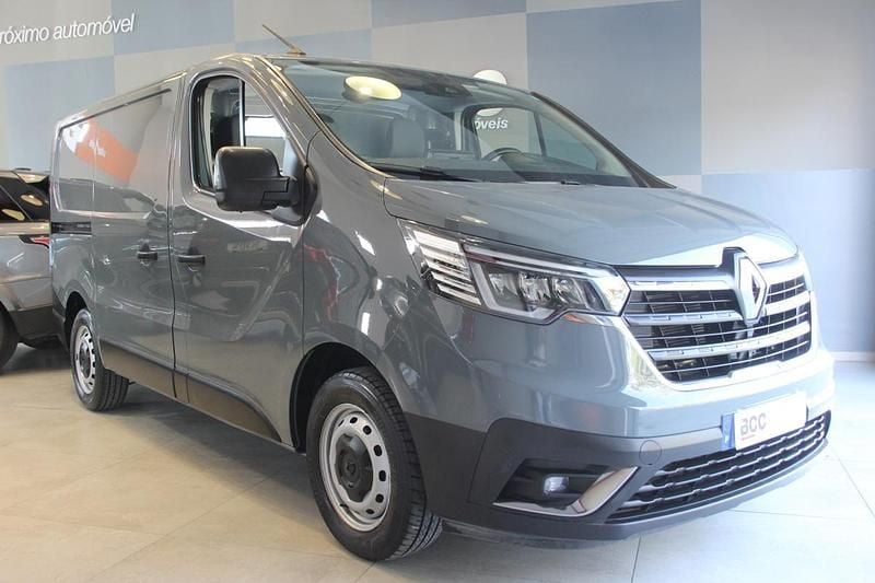 Cinza Usado 2023 Renault Trafic Van | € 22.990 (Bom preço) - Imagem 1/4