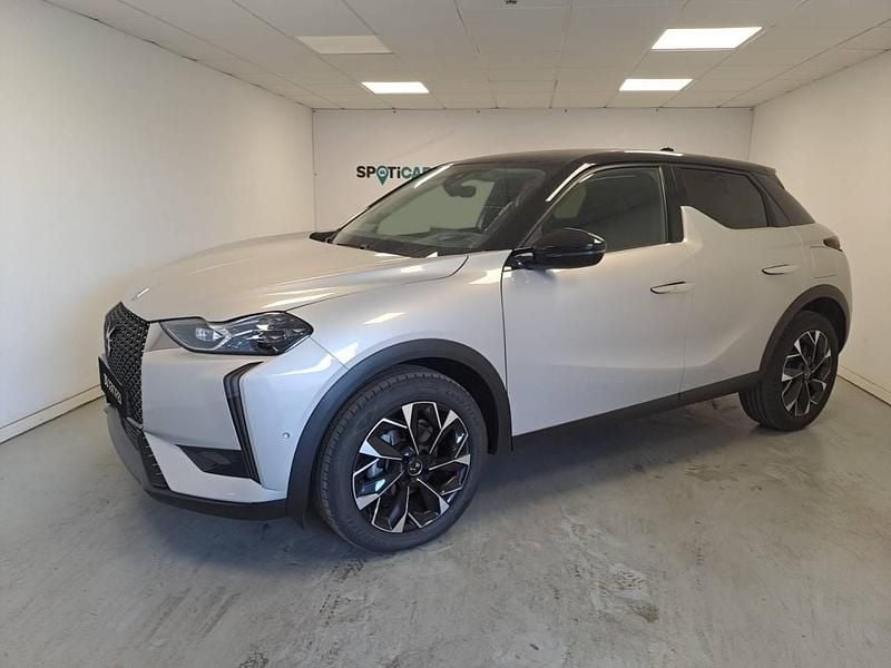 Cinza Usado 2023 DS Automobiles DS3 SUV | € 23.850 (Preço justo) - Imagem 1/4