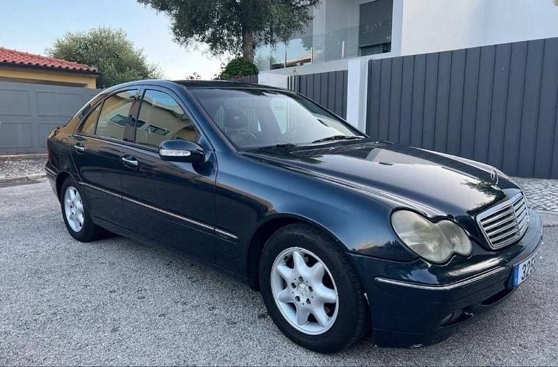 Usado 2001 Mercedes C220 Sedan | € 5.000 (Preço justo) - Imagem 1/4