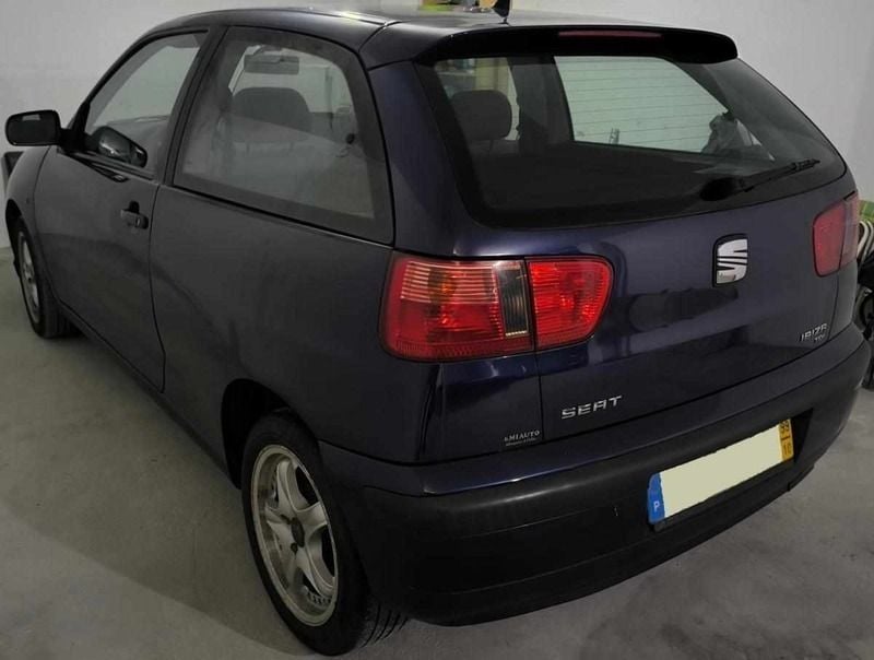 Azul Usado 1999 Seat Ibiza Citadino | € 3.815 (Preço justo) - Imagem 1/2
