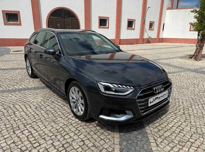 Usado Audi A4 Advanced 190 HP (139 kW) 2020 Cinza Carrinha