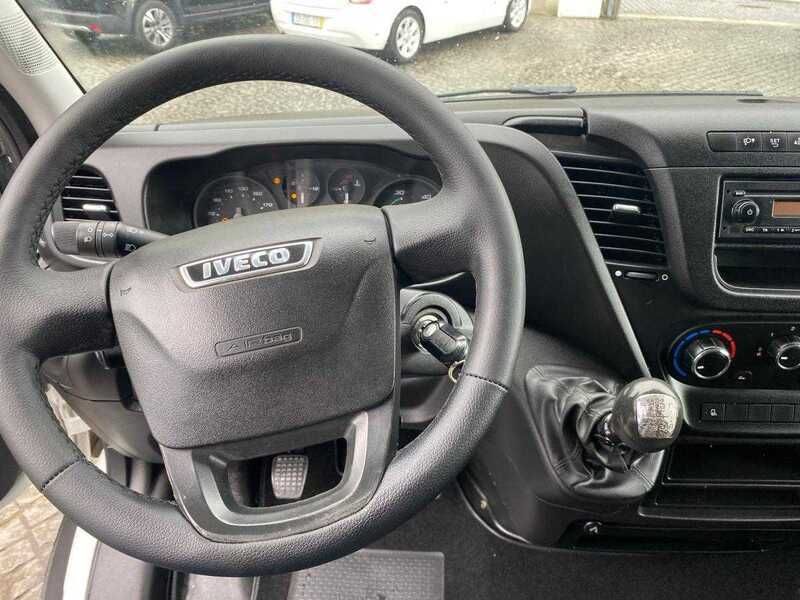 Usado Iveco Daily 170 HP (125 kW) 2016 Branco