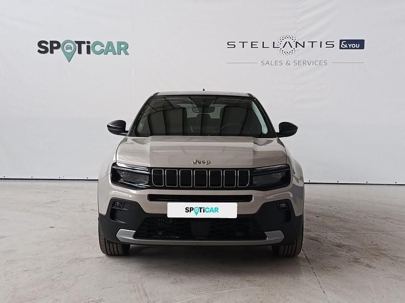 Usado Jeep Avenger Summit 101 HP (74 kW) 2025 Bege SUV