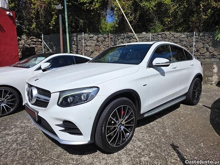Usado Mercedes GLC350 320 HP (235 kW) 2018 Branco SUV