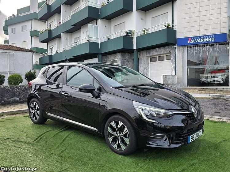 Preto Usado 2023 Renault Clio V Evolution Citadino | € 18.950 (Preço justo) - Imagem 1/1
