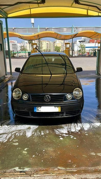 Usado 2004 VW Polo Sedan | € 2.000 (Super Preço) - Imagem 1/4