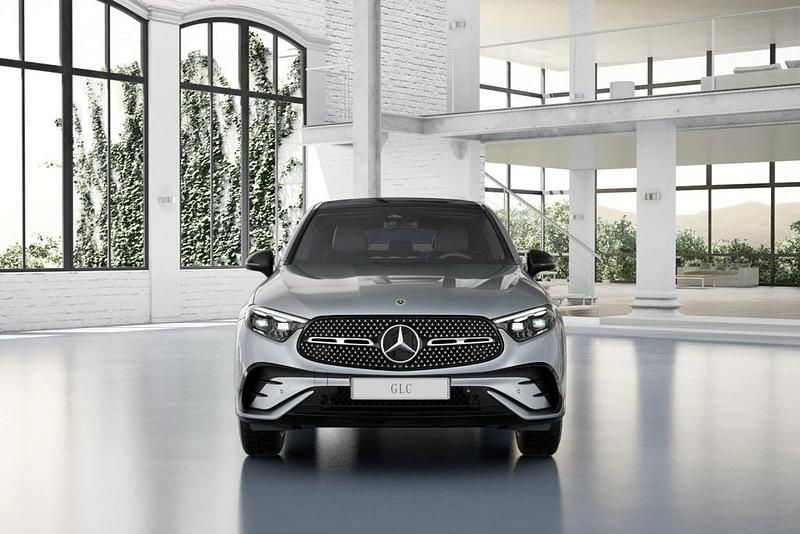 Prateado Novo 2025 Mercedes GLC300 SUV | € 95.927 (Preço justo) - Imagem 1/4