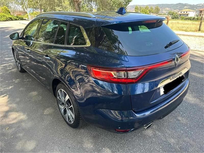 Usado Renault Mégane IV 110 HP (80 kW) 2018 Azul Carrinha