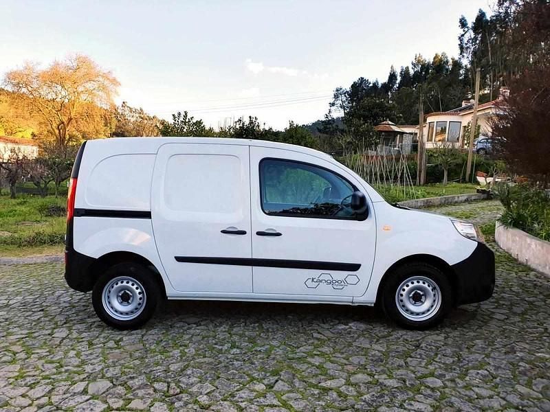 Usado Renault Kangoo Business 115 HP (84 kW) 2019 Branco Monovolume