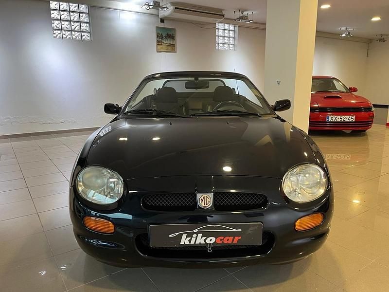 Usado MG F 120 HP (88 kW) 2000 Azul Cabrios