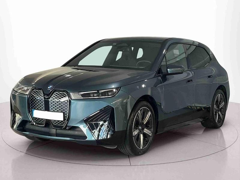 Vermelho Usado 2024 BMW iX SUV | € 59.900 - Imagem 1/4