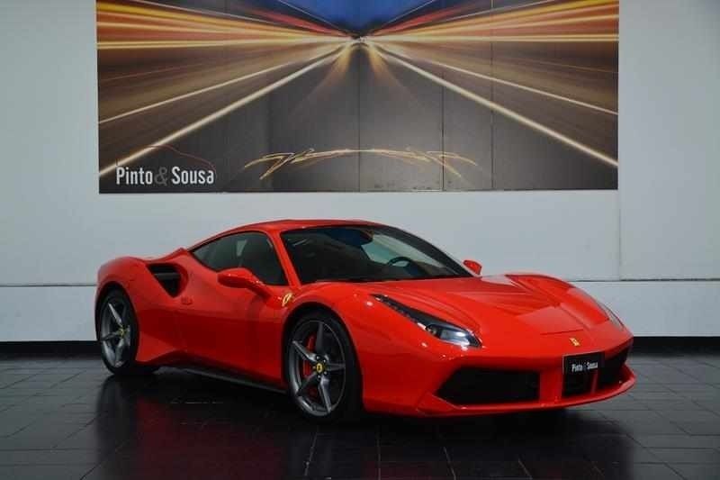 Usado Ferrari 488 670 HP (492 kW) 2016 Vermelho Coupé
