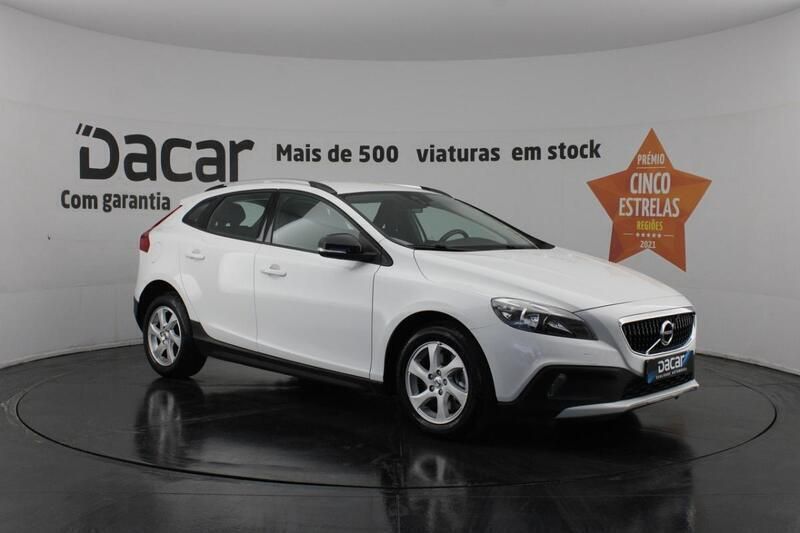 Branco Usado 2018 Volvo V40 CC Carrinha | € 16.499 (Preço justo) - Imagem 1/4