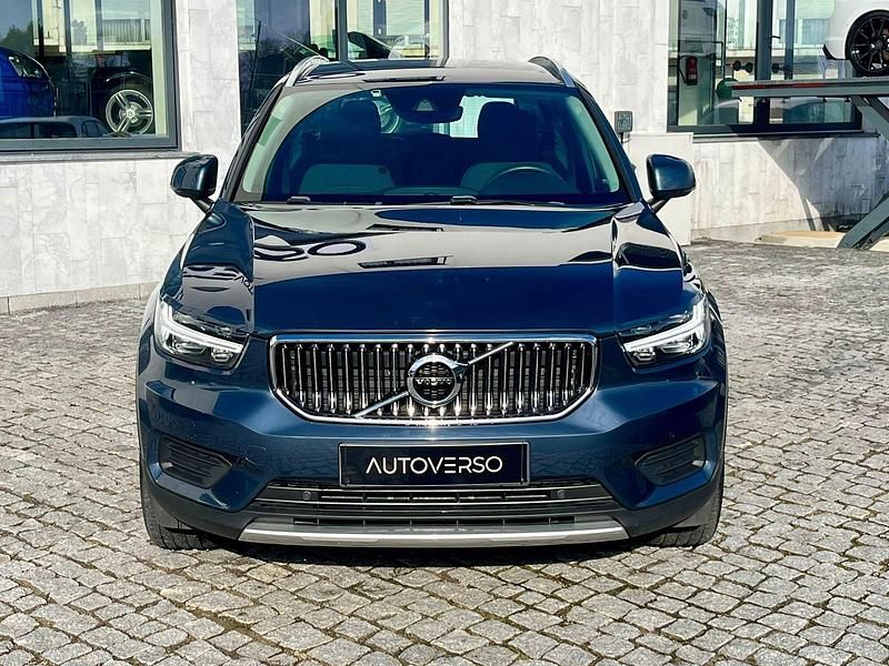 Usado Volvo XC40 Inscription 211 HP (155 kW) 2021 Azul SUV