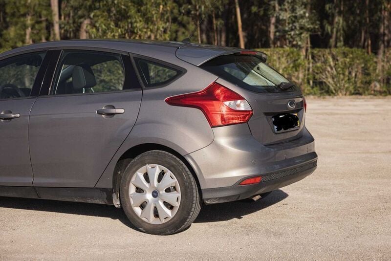 Usado Ford Focus 120 HP (88 kW) 2013 Sedan