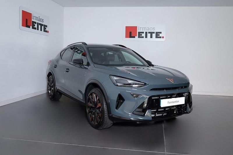 Azul Novo 2025 Cupra Formentor SUV | € 37.490 (Super Preço) - Imagem 1/4