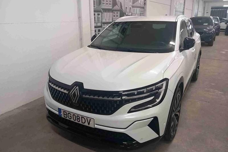 Branco Usado 2023 Renault Austral Techno Esprit Alpine SUV | € 31.990 (Preço justo) - Imagem 1/4