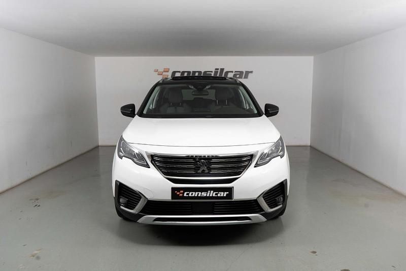 Usado Peugeot 5008 Allure 120 HP (88 kW) 2017 Branco SUV