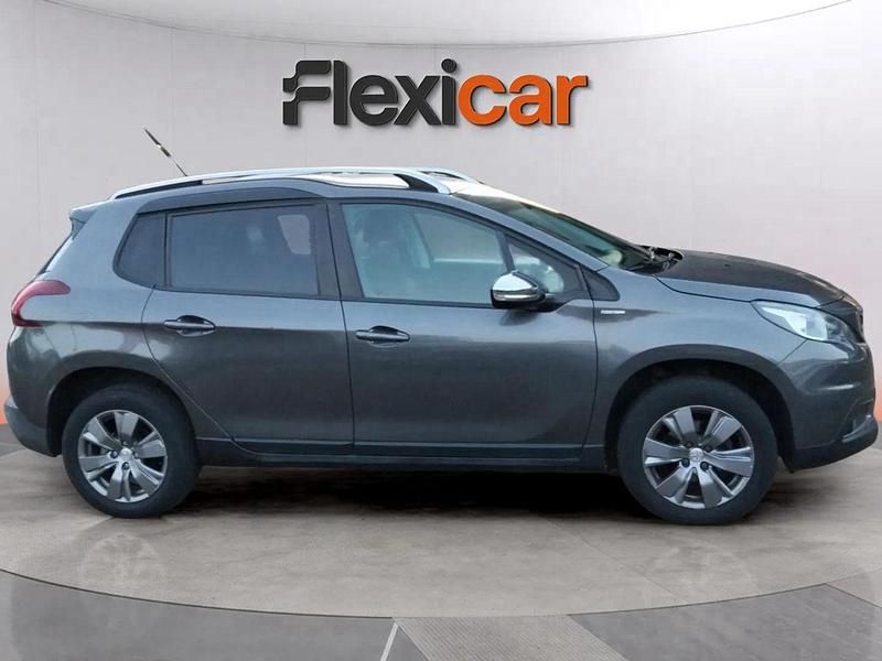 Preto Usado 2018 Peugeot 2008 Style SUV | € 10.490 (Preço justo) - Imagem 1/4