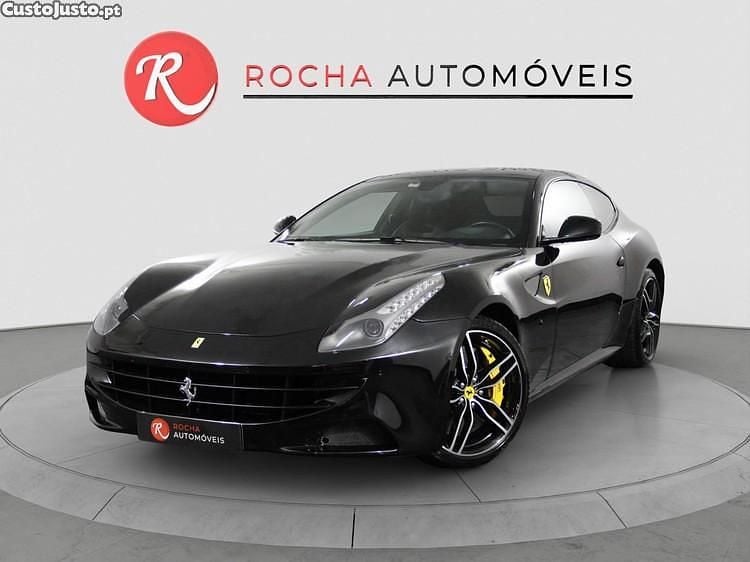 Preto Usado 2015 Ferrari FF Coupé | € 163.000 - Imagem 1/1