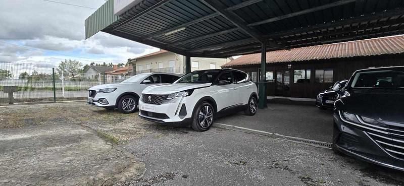 Branco Usado 2021 Peugeot 3008 Citadino | € 24.990 (Preço justo) - Imagem 1/4