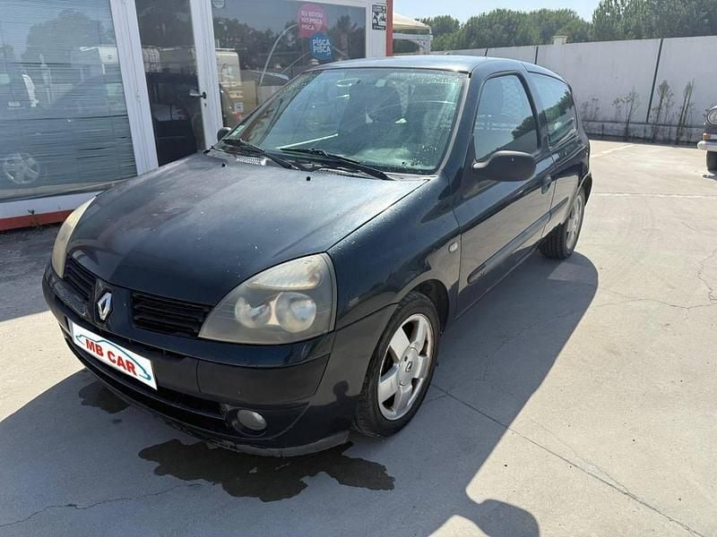 Preto Usado 2004 Renault Clio II | € 1.750 (Bom preço) - Imagem 1/4