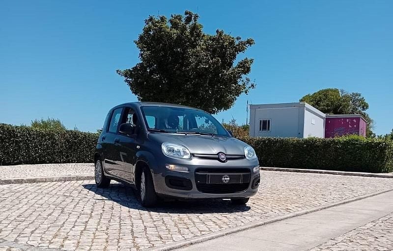Cinza Usado 2022 Fiat Panda Citadino | € 11.500 (Preço justo) - Imagem 1/4