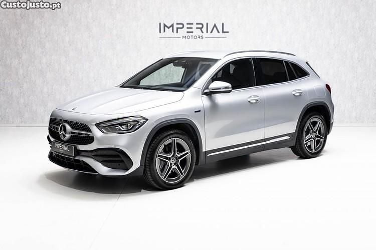 Cinza Usado 2021 Mercedes GLA250 AMG SUV | € 36.950 (Super Preço) - Imagem 1/1