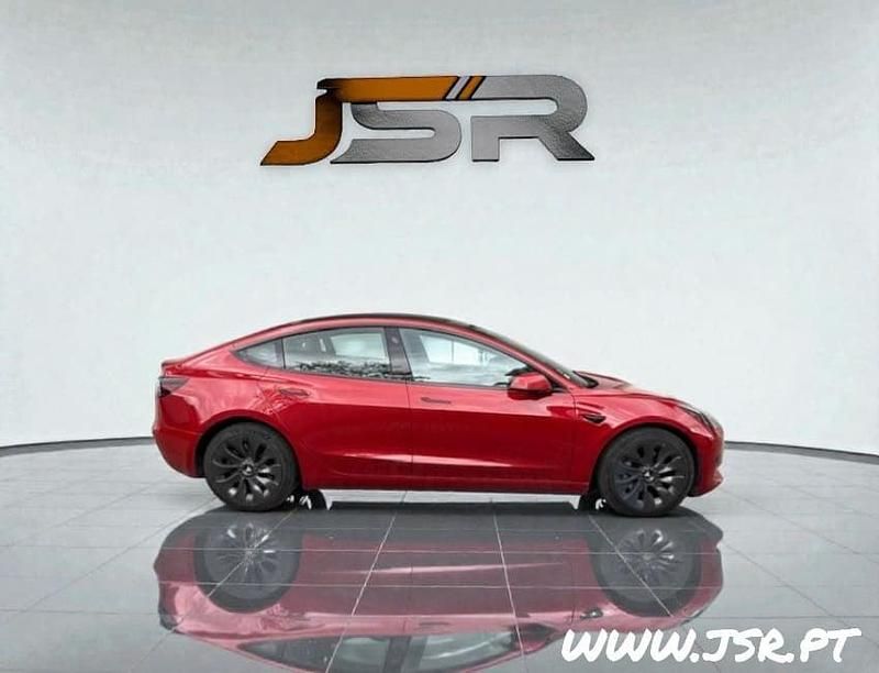 Usado Tesla Model 3 239 kW (325 HP) 2022 Vermelho Sedan
