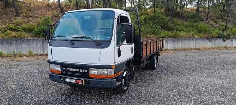 Branco Usado 2005 Mitsubishi Canter | € 15.500 (Caro) - Imagem 1/4