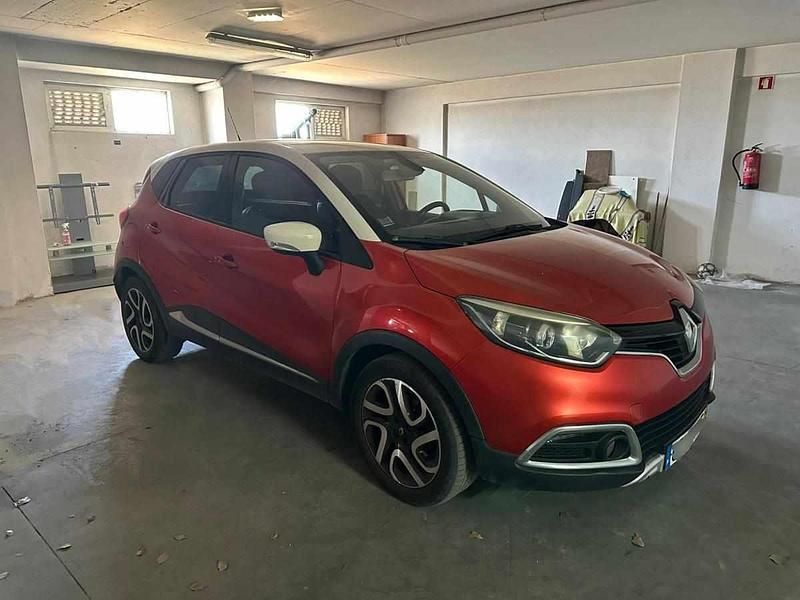Vermelho Usado 2015 Renault Captur SUV | € 10.900 (Bom preço) - Imagem 1/4