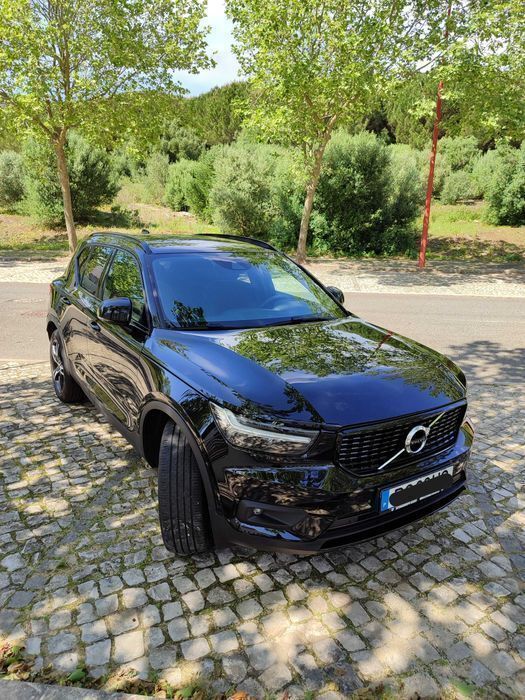 Preto Usado 2020 Volvo XC40 SUV | € 30.900 (Bom preço) - Imagem 1/4