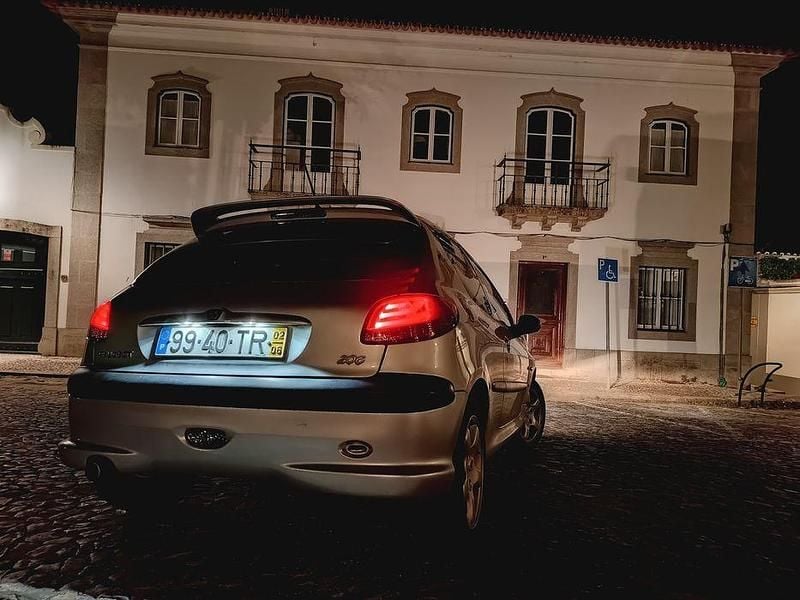 Usado Peugeot 206 GTi 110 HP (80 kW) 2002