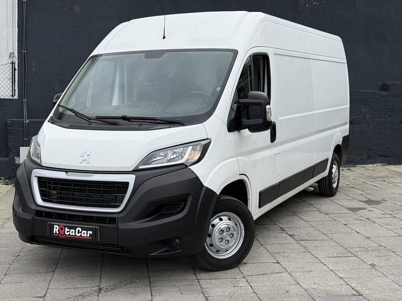 Branco Usado 2021 Peugeot Boxer Premium Van | € 19.990 (Bom preço) - Imagem 1/4
