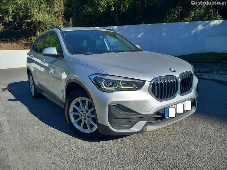 Cinza Usado 2020 BMW X1 Sport Line SUV | € 23.750 (Preço elevado) - Imagem 1/1