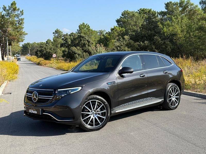 Cinza Usado 2020 Mercedes EQC400 AMG line SUV | € 44.900 (Preço elevado) - Imagem 1/4