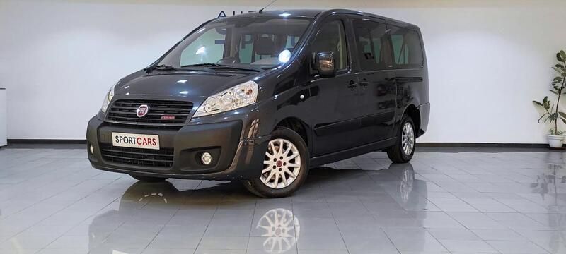 Cinzento Usado 2008 Fiat Scudo Monovolume | € 15.450 - Imagem 1/4