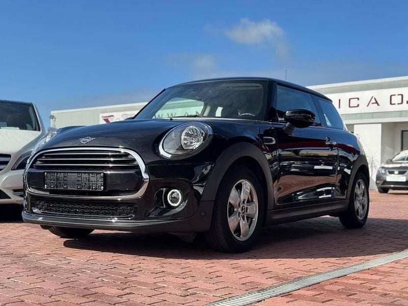 Preto Usado 2020 Mini Cooper Citadino | € 13.900 (Super Preço) - Imagem 1/4