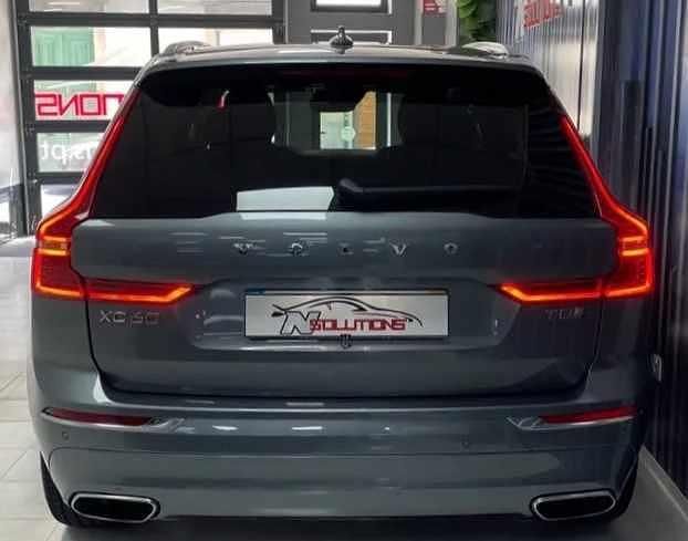 Usado Volvo XC60 390 HP (286 kW) 2019 Cinzento SUV